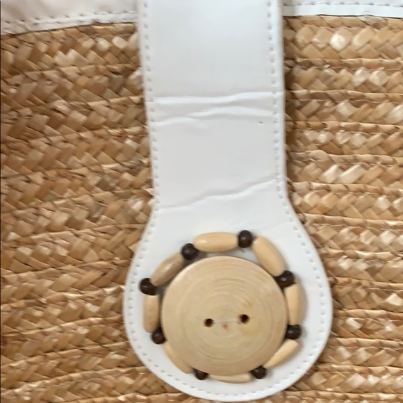 Straw Tote - Picture 4 of 8